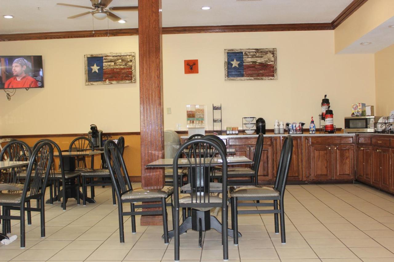 Truckerz Inn Jacksonville Bagian luar foto
